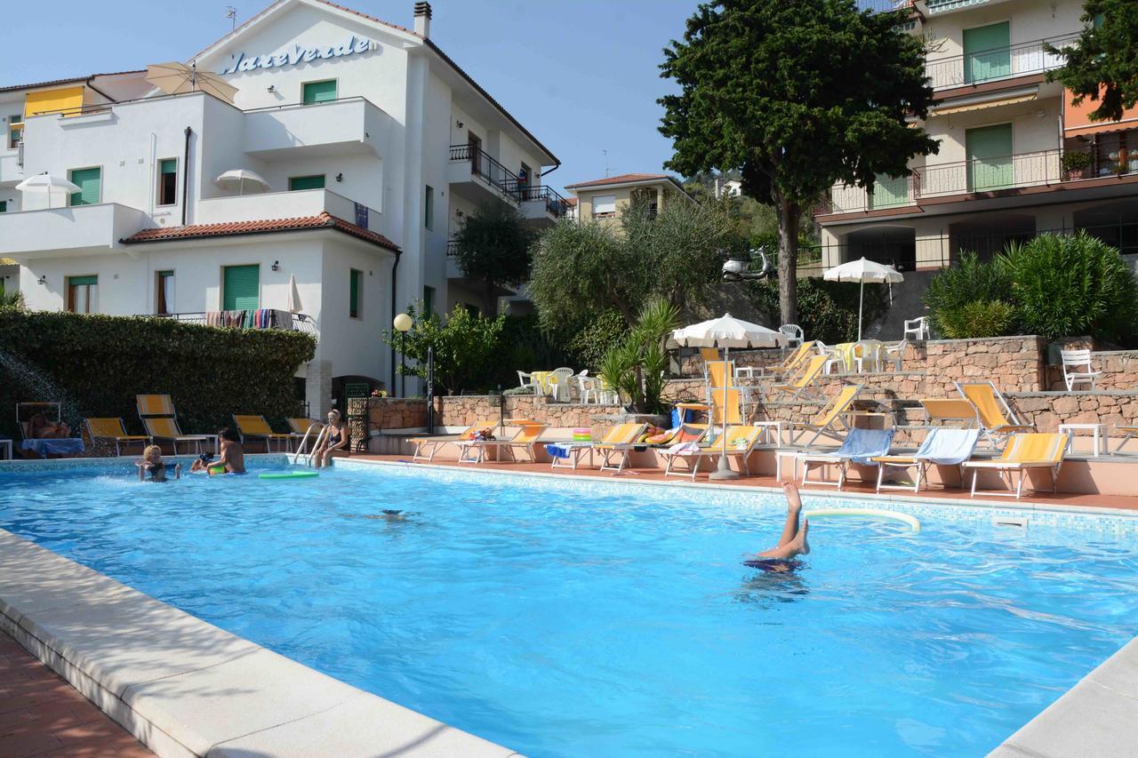 Residence Mare Verde Pietra Ligure Exterior photo
